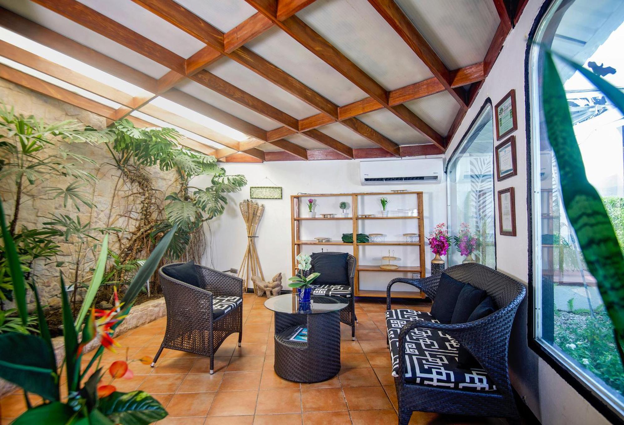 Villa Roca Boutique Resort & Suites - Adult Only Мануэль-Антонио Экстерьер фото