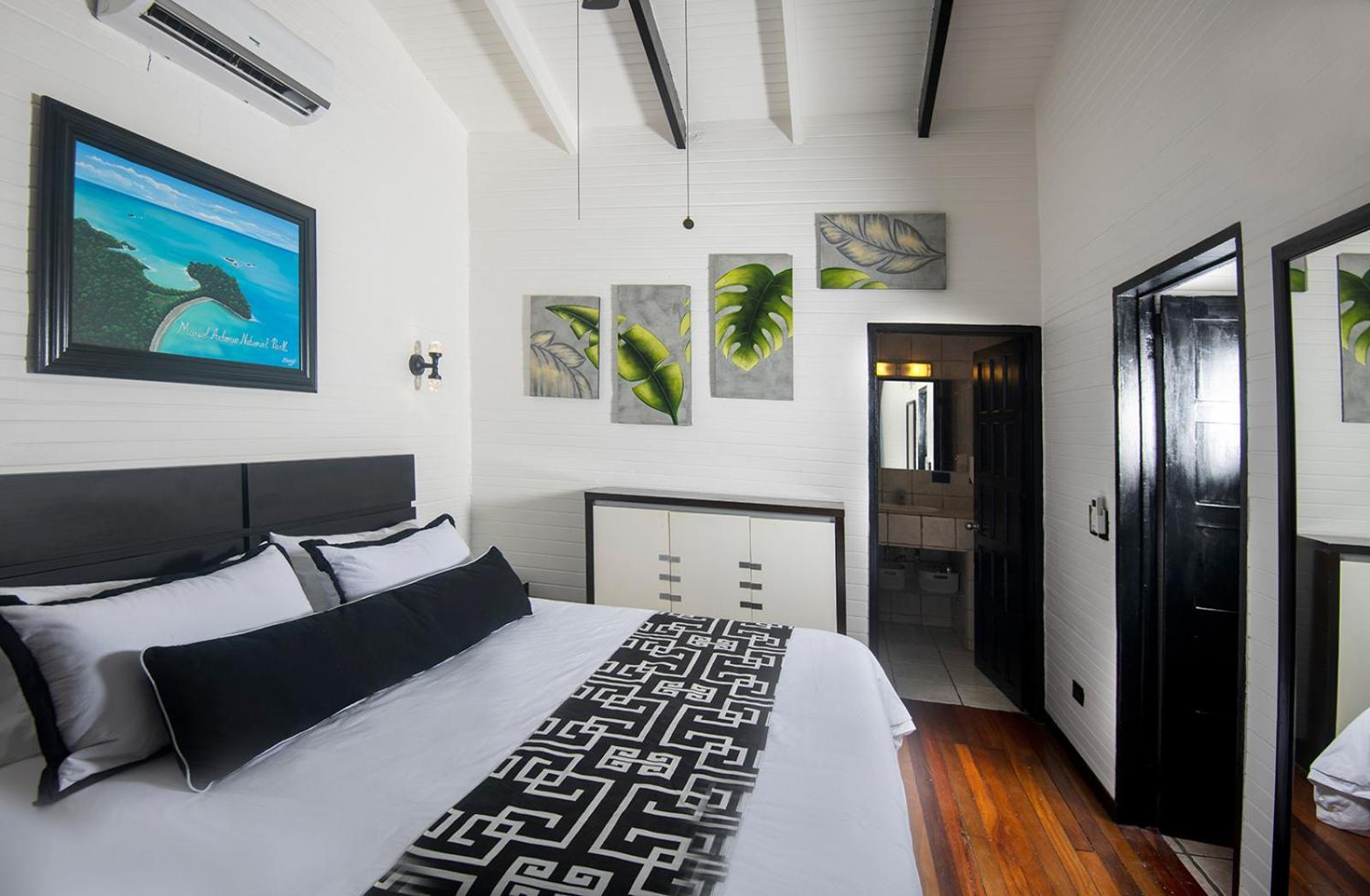 Villa Roca Boutique Resort & Suites - Adult Only Мануэль-Антонио Экстерьер фото